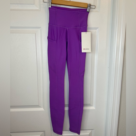 Lululemon Fast and Free High-Rise Fleece Tight 28"
Moonlit Magenta Sz.0 - Picture 5 of 8